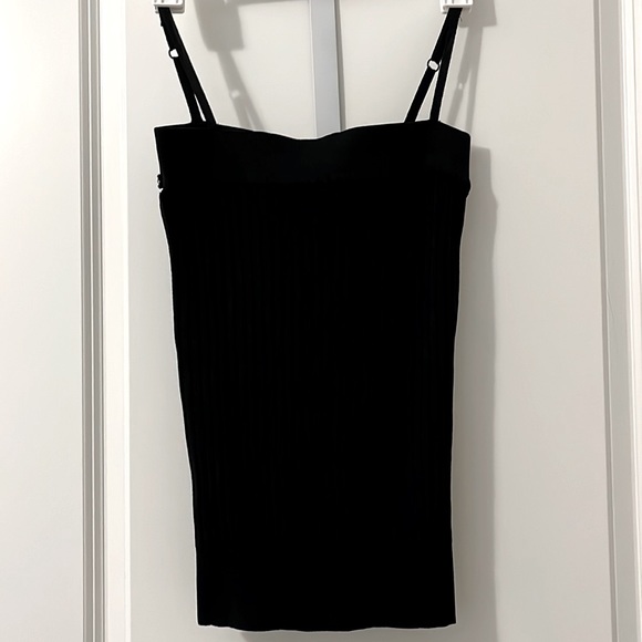 tank top - Picture 2 of 5